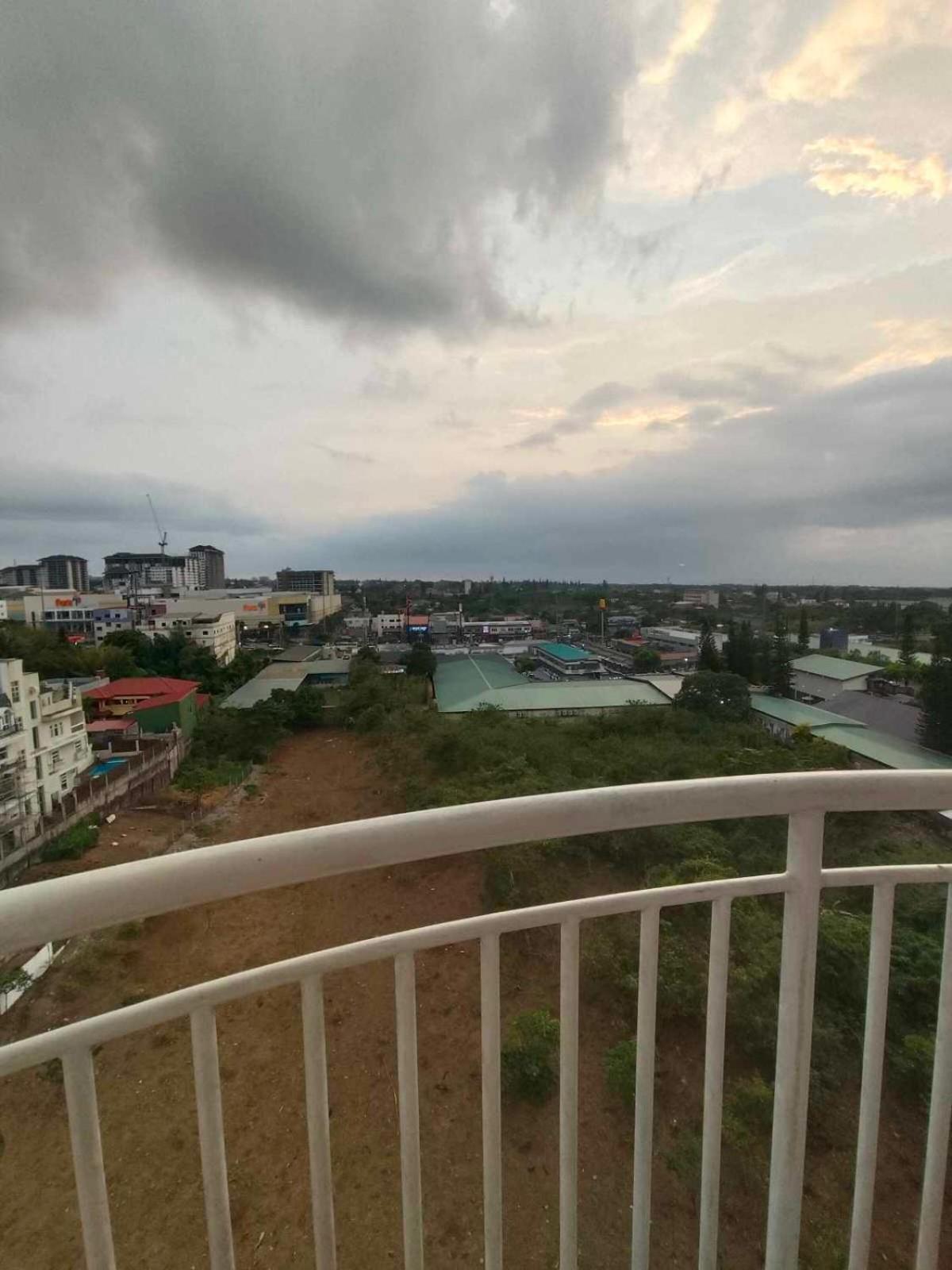Cityland Tagaytay Taal Lake View City View Free Pool Parking Studios With Balcony Are City View Tagaytay City Eksteriør billede