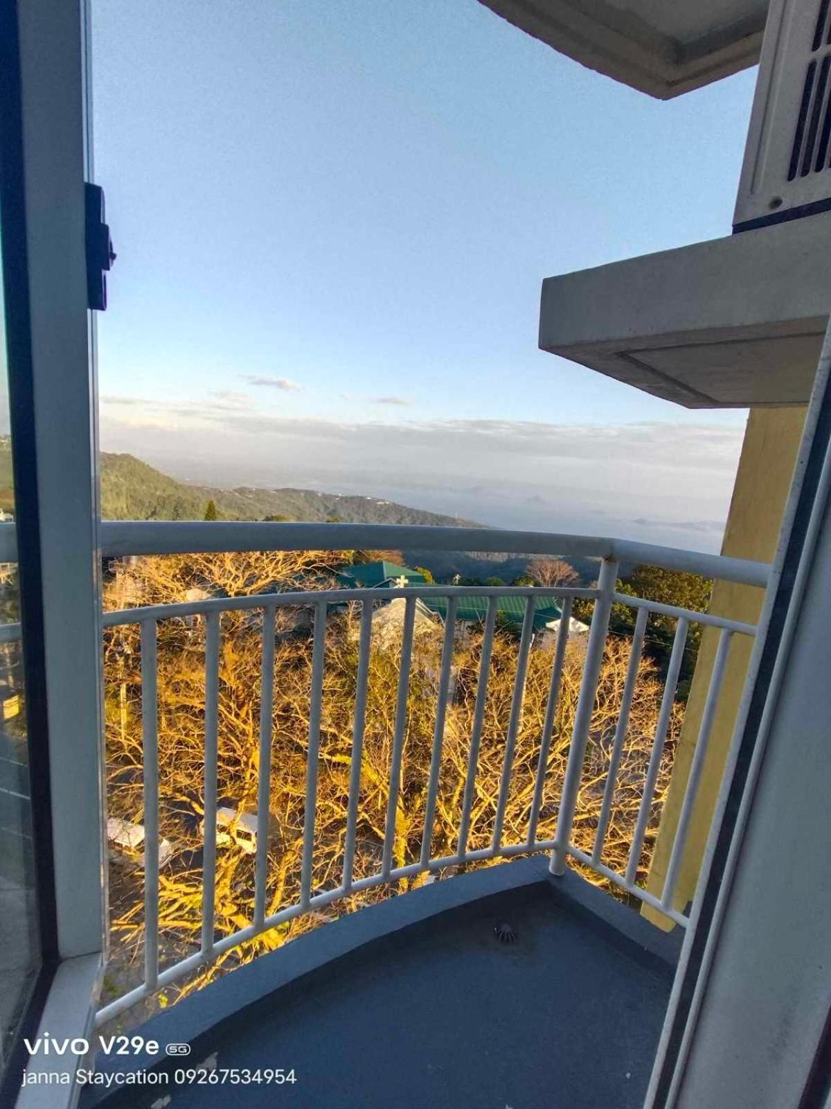 Cityland Tagaytay Taal Lake View City View Free Pool Parking Studios With Balcony Are City View Tagaytay City Eksteriør billede
