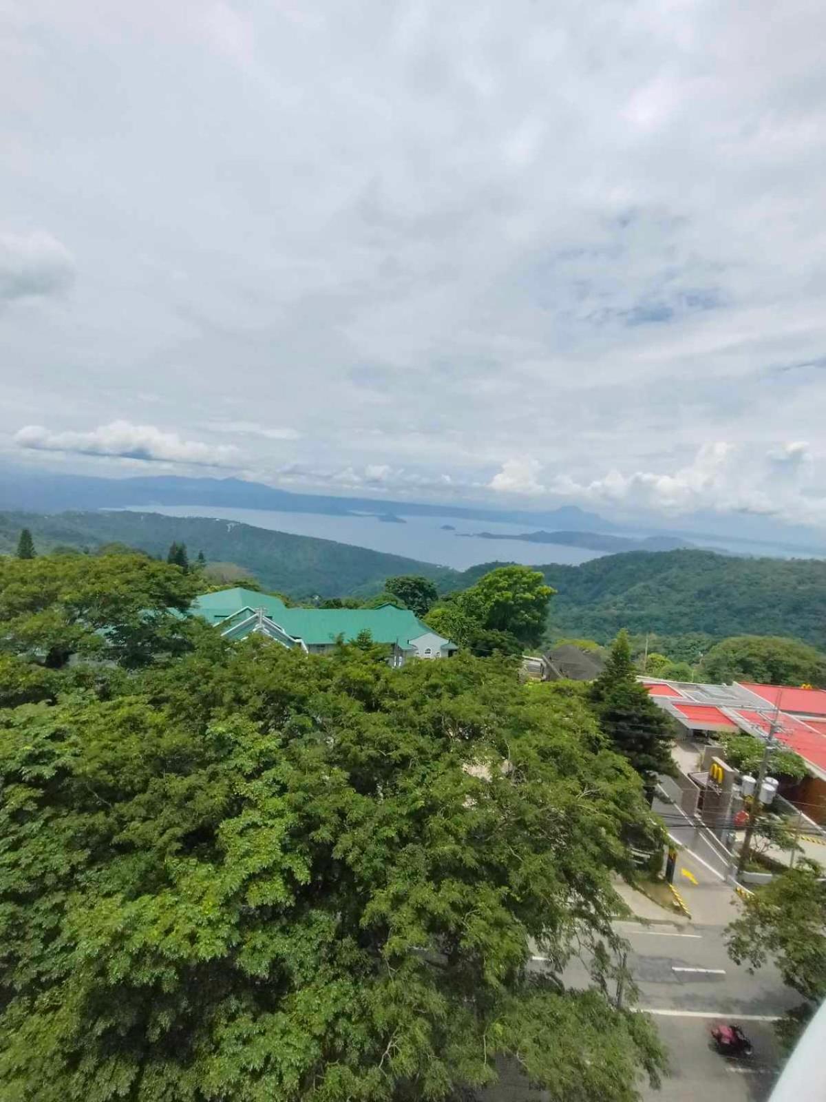 Cityland Tagaytay Taal Lake View City View Free Pool Parking Studios With Balcony Are City View Tagaytay City Eksteriør billede